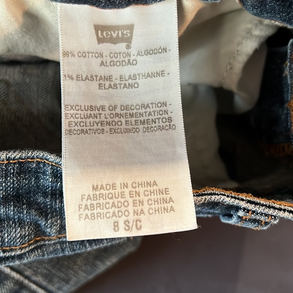 Levi’s Mid Rise Skinny Jeans - Picture 4 of 4